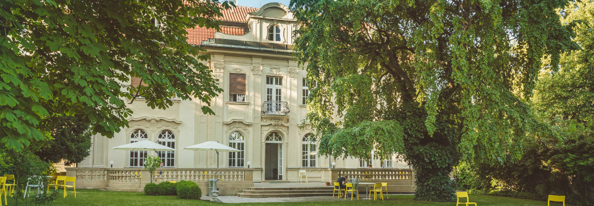 Vila Impact Hub Praha K10 na Vinohradech